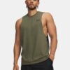 Cut-Off-Tanktop mit Ausschnitt links auf der Brust Cut-Off-Tanktop mit Ausschnitt links auf der Brust