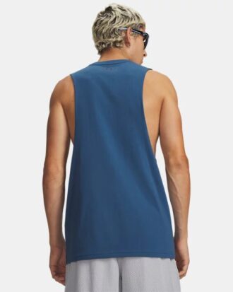 Cut-Off-Tanktop mit Ausschnitt links auf der Brust