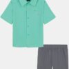 Einfarbiges Fisch-Shirt & Shorts-Set Einfarbiges Fisch-Shirt & Shorts-Set